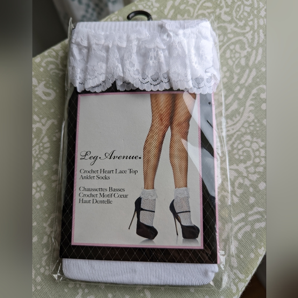 Leg Avenue Crochet Lace Ankle Socks
